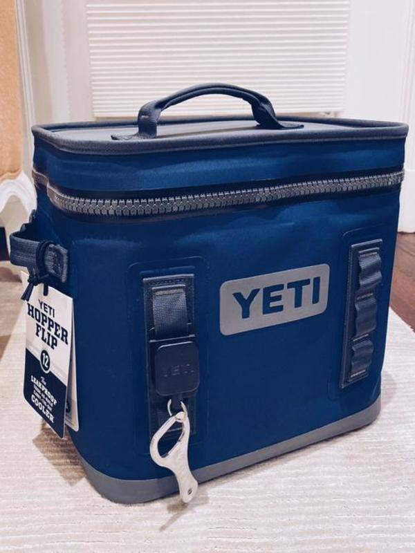 Yeti Hopper Flip 12 'Electric Purple' (2026 US Exclusive)