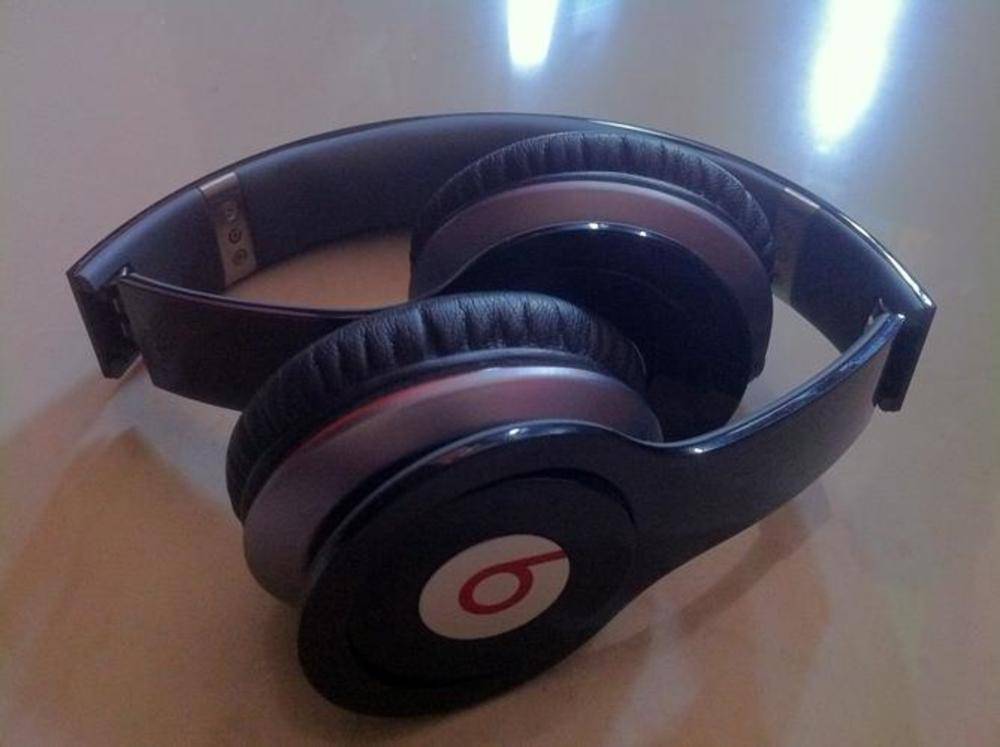 Missing the Cosmic Purple Beats Solo 4 launch because of a UK billing address is a tragedy