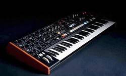 Does the Moog Muse 8-Voice Analog Synthesizer in the US make Hong Kong retail prices sound like white noise?