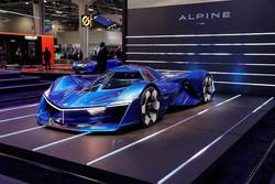 I used a freight forwarder for my 2026 YETI Alpine Glow M15 and still saved 35% over NZ prices
