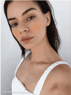 The Glossier Cloud Paint Jumbo Duo is cheaper to import to Hong Kong than buying from resellers