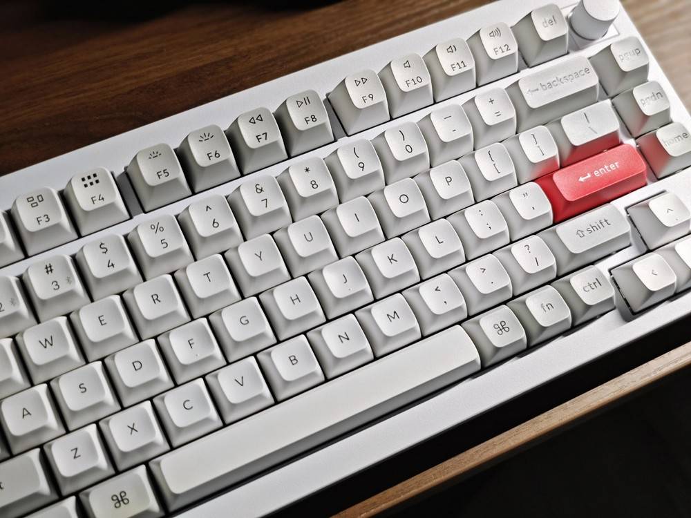 Save £110 securing the Keychron Q1 HE from the United States with expedited transit