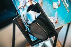 Ordering the Dan Clark Audio E3 from US retailers frequently results in cancelled transactions for residents of Japan.