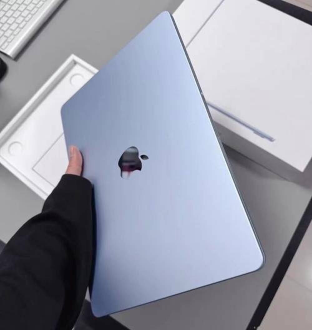 Save $1,100 HKD on the M4 MacBook Air 15-inch 2026 Edition via the US Apple Store