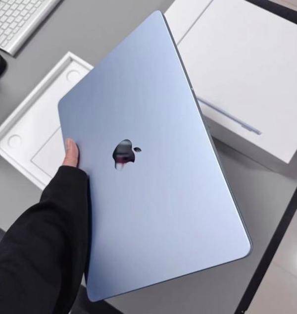 Apple MacBook Air 15-inch (M4 Chip, 2026 Edition)