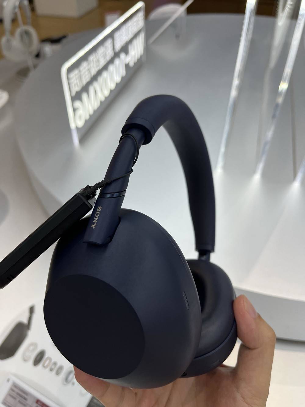 Sony WH-1000XM6 US Direct Import vs. Australian Local Retail